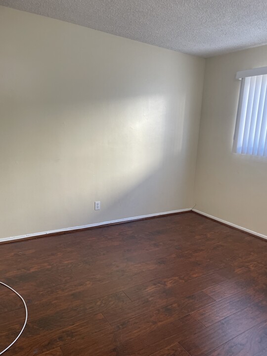 237 E Navilla Plz in Covina, CA - Building Photo