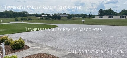 128 Herbert Heidel Rd in Wartburg, TN - Building Photo - Building Photo