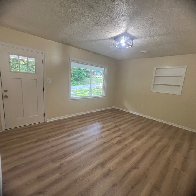 2466 Madrid Dr in Augusta, GA - Building Photo - Building Photo