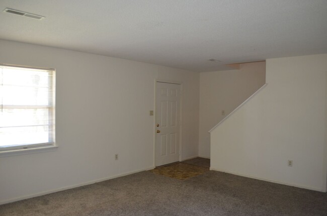 4819 Meadow Lark Ln in Columbia, MO - Building Photo - Building Photo