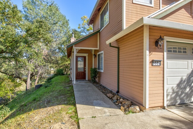 9526 Victorian Wy in Plymouth, CA - Building Photo - Building Photo