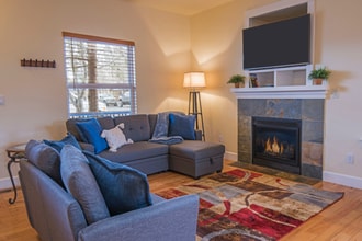 61278 Sunflower Ln in Bend, OR - Building Photo - Building Photo