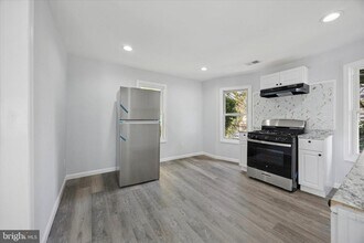 566 Rutherford Ave in Trenton, NJ - Building Photo - Building Photo