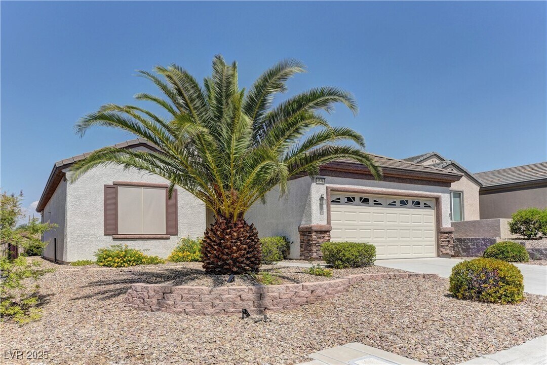 2576 Chasma Dr in Henderson, NV - Building Photo