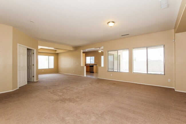 5245 W Bowker St in Phoenix, AZ - Building Photo - Building Photo