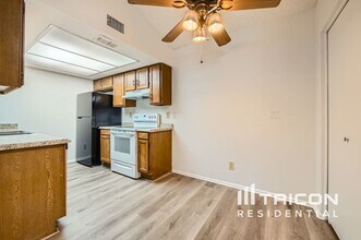 5136 E Evergreen St in Mesa, AZ - Building Photo - Building Photo
