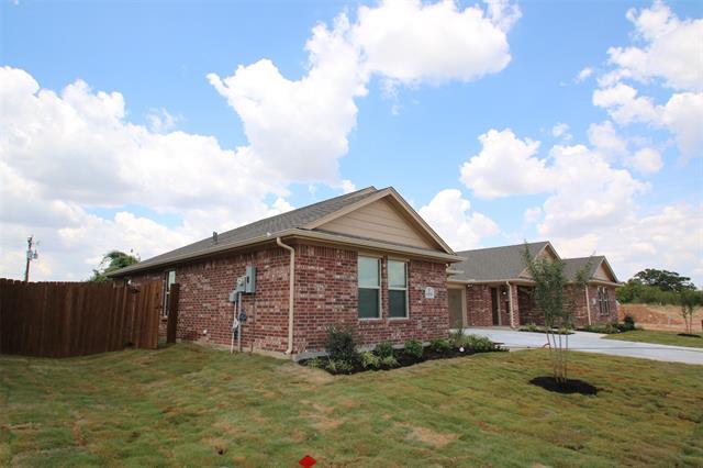 1325 White Sand Dr in Azle, TX - Building Photo - Building Photo