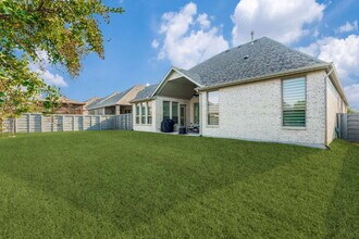 7009 Central Ct in Aubrey, TX - Building Photo - Building Photo
