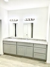 4418 Luella Ave in Deer Park, TX - Building Photo - Building Photo