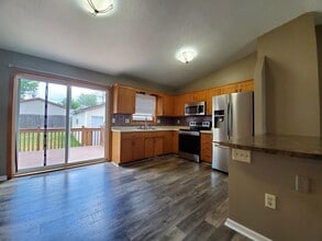 4830 24th Ave NW in Rochester, MN - Building Photo - Building Photo