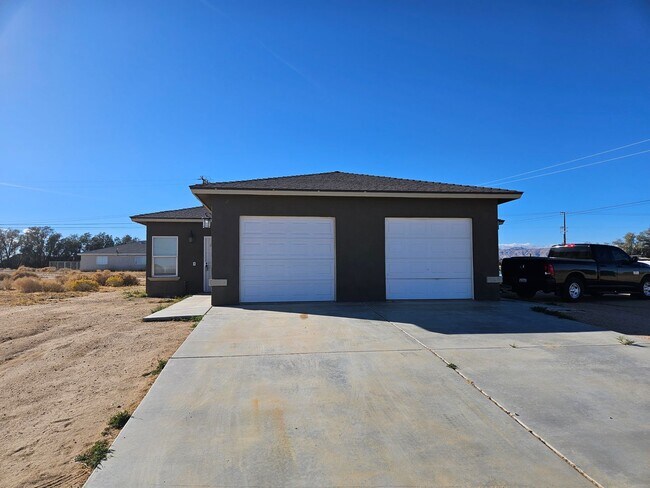 7020 Landis Ave-Unit -Unit A in California City, CA - Building Photo - Building Photo