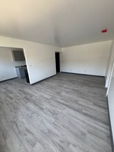595 Wagner Dr in Battle Creek, MI - Building Photo - Building Photo
