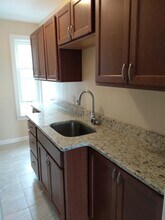 35 Whipple St, Unit Apt.3 in Worcester, MA - Foto de edificio - Building Photo