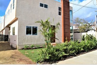 9237 Wakefield Ave in Panorama City, CA - Building Photo - Building Photo