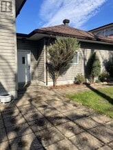 6 Jessie Dr in Perth, ON - Building Photo - Building Photo