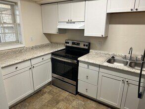 920 McAlway Rd in Charlotte, NC - Building Photo - Building Photo