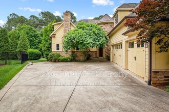 2501 Shadow Hills Ct in Raleigh, NC - Building Photo - Building Photo