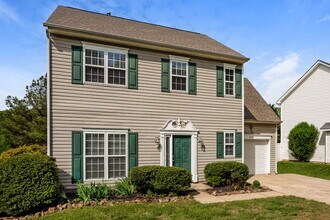 4705 Fox Thorne Dr in Charlotte, NC - Building Photo - Building Photo