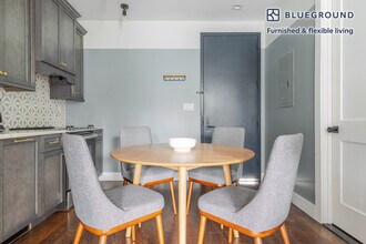 187 Kent Ave in Brooklyn, NY - Building Photo - Building Photo