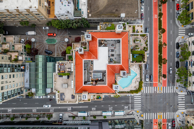 Daniel Burnham Court in San Francisco, CA - Building Photo - Building Photo