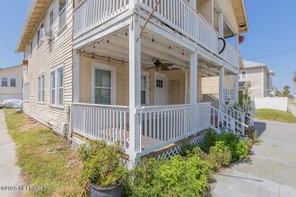 1718 1st St N in Jacksonville Beach, FL - Building Photo - Building Photo
