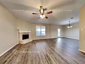 728 Sage Brush Dr in Weatherford, TX - Foto de edificio - Building Photo