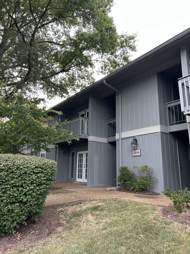 property at 21 Vaughns Gap Rd