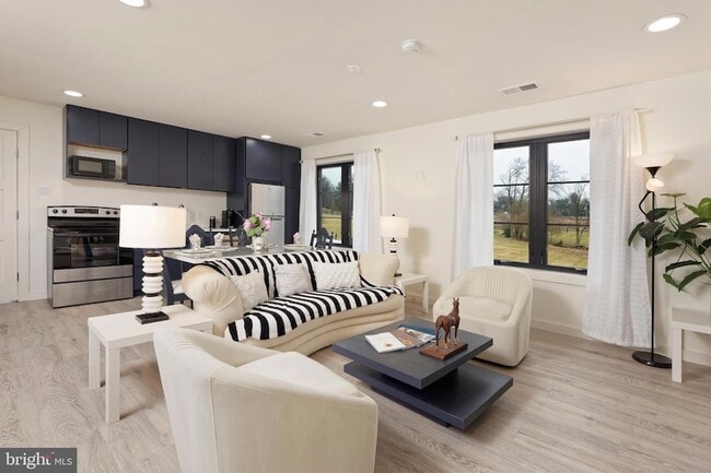 23443 Dover Rd in Middleburg, VA - Building Photo - Building Photo