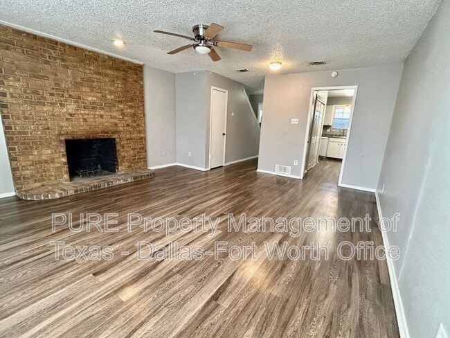 936 Southmoor Dr in Arlington, TX - Building Photo - Building Photo