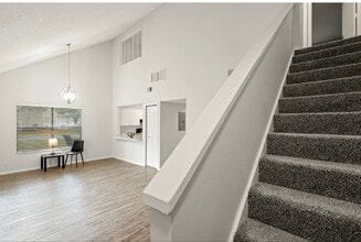 2550 W Bird St in Tampa, FL - Building Photo - Building Photo