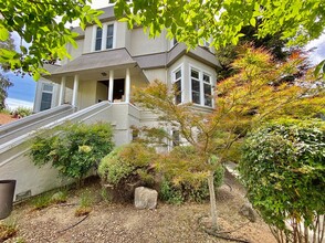 Brown Street, 1415 in Napa, CA - Building Photo - Interior Photo