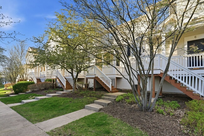 1472 Cambria Dr in Dekalb, IL - Building Photo - Building Photo