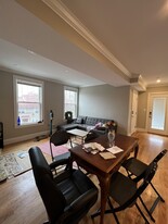 183 River St, Unit 2 Apartamentos