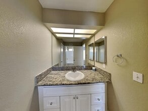 2800 Longhorn St in Ontario, CA - Building Photo - Building Photo