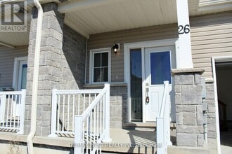 26 Glacier Cres in Belleville, ON - Building Photo - Building Photo