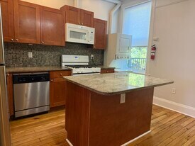 60 Astor Pl in Jersey City, NJ - Building Photo