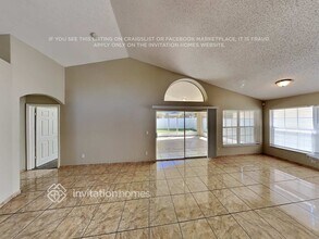 2095 Shannon Lakes Blvd in Kissimmee, FL - Building Photo - Building Photo