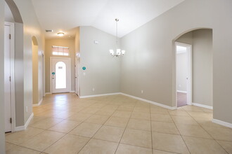 12733 Sophiamarie Loop in Orlando, FL - Building Photo - Building Photo