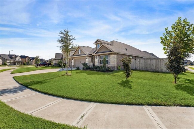 1902 Village Orchard Ln in Katy, TX - Foto de edificio - Building Photo