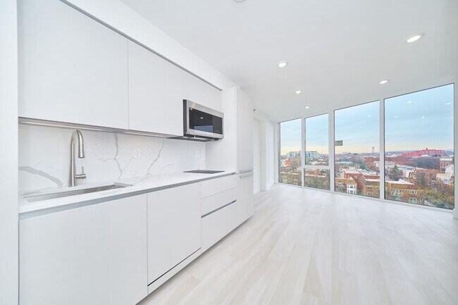 733 Ocean Pkwy in Brooklyn, NY - Building Photo - Building Photo