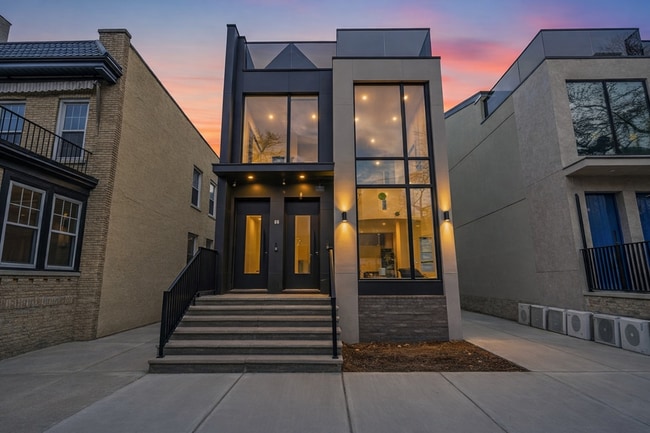 421 78th St, Unit 2 in Brooklyn, NY - Foto de edificio - Building Photo