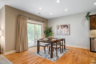 5736 Chimney Rocks Cir in Lawrence, KS - Building Photo - Building Photo