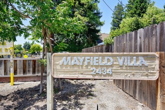 2434 Rock St in Mountain View, CA - Foto de edificio - Building Photo