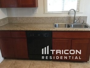 2215 Booth Ave in Marysville, CA - Building Photo - Building Photo