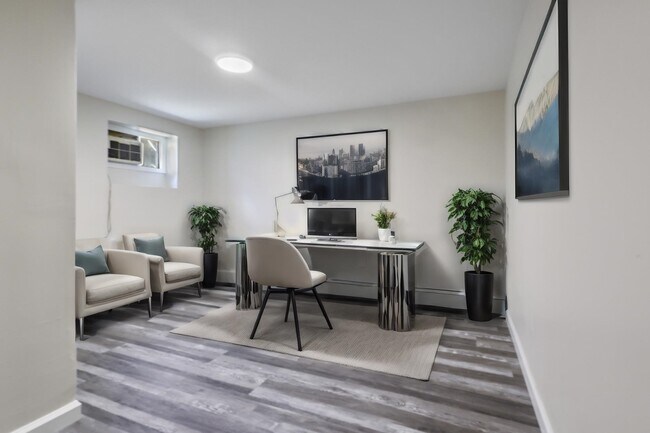 56 E 5th St in Bayonne, NJ - Building Photo - Building Photo