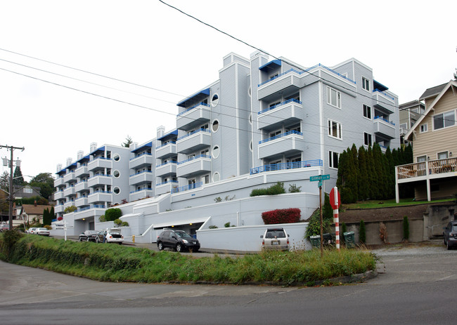 Queen Anne Ocean View Condos in Seattle, WA - Building Photo - Building Photo