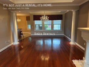 195 Titus Drive in Penn Laird, VA - Building Photo - Building Photo