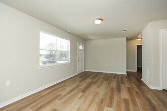 1440 Shepherd St in Hempstead, TX - Building Photo - Building Photo
