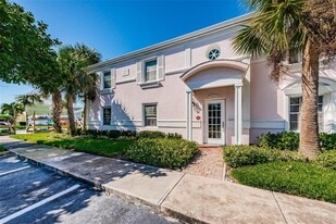5175 Coquina Key Dr SE in St. Petersburg, FL - Building Photo