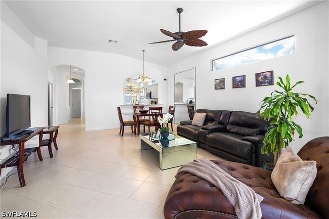 8635 Ibis Cove Cir in Naples, FL - Building Photo - Building Photo